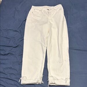 American Eagle Outfitters White Ankle Cropped Jeans
